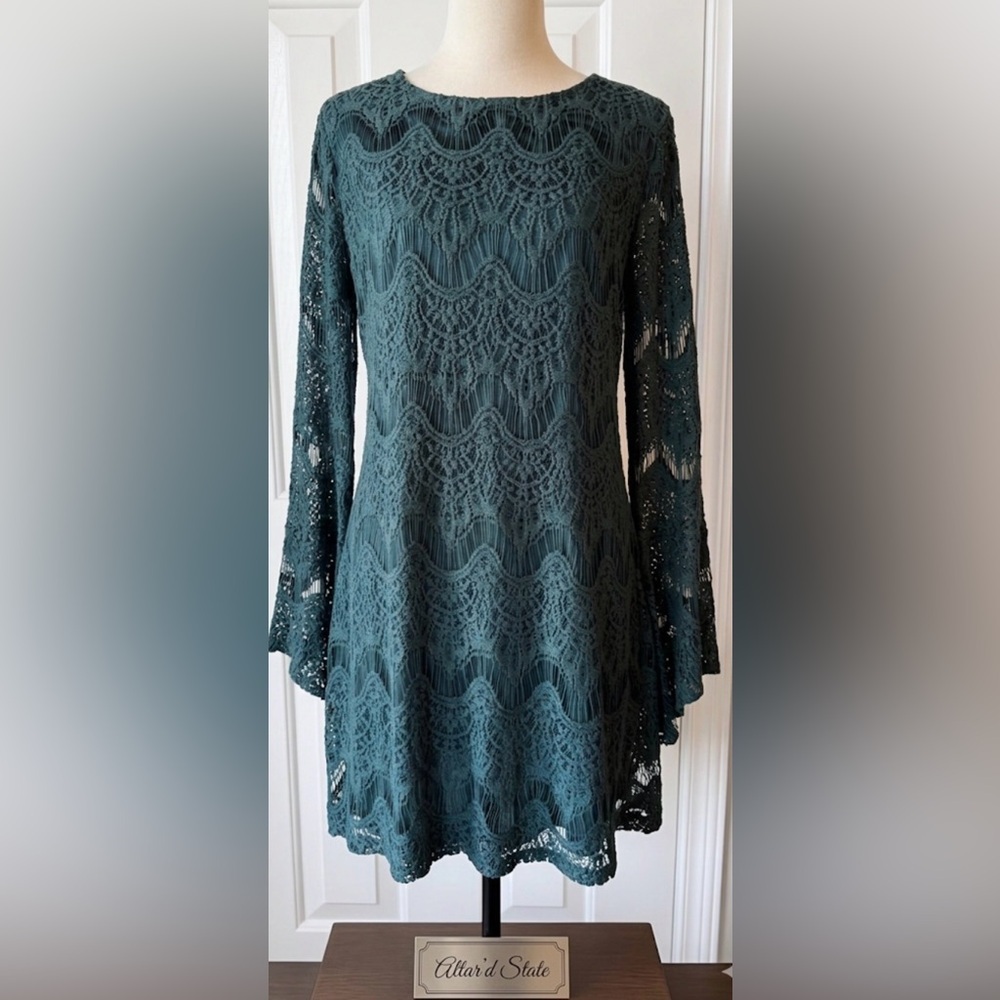Altar’d State Elegant Emerald Green Dress with lace overlay - Picture 2 of 12